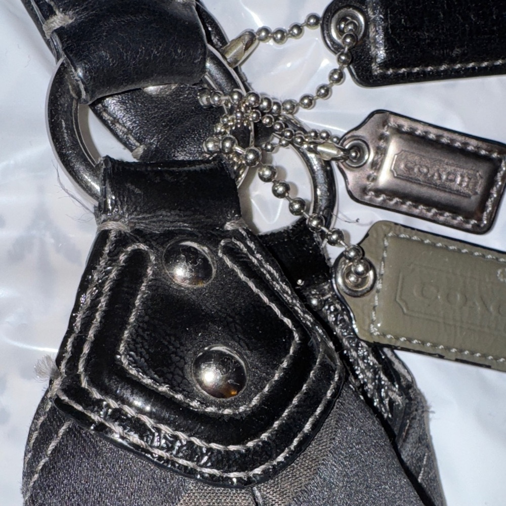 Coach Madison Maggie black sateen signature hobo bag - Picture 10 of 15